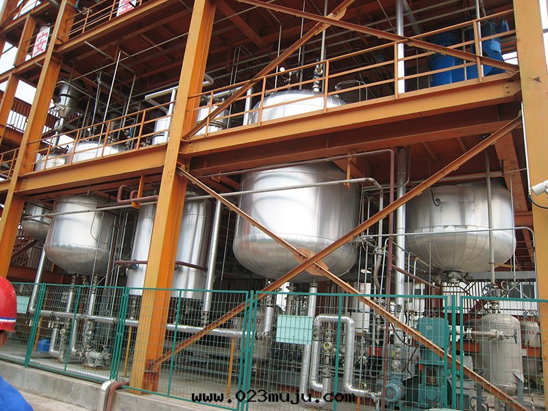 河(hé)南(nán)天(tiān)冠集团(tuán)有(yǒu)限公(gōng)司30万(wàn)吨(dūn)乙醇降解(jiě)塑料車間(jiān)